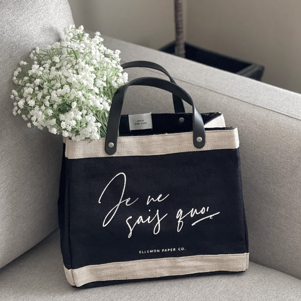 JE NE SAIS QUOI Petite Market Bag (Black)